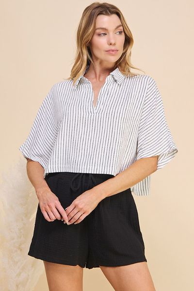 AE Striped Linen Cropped V-Neck Top